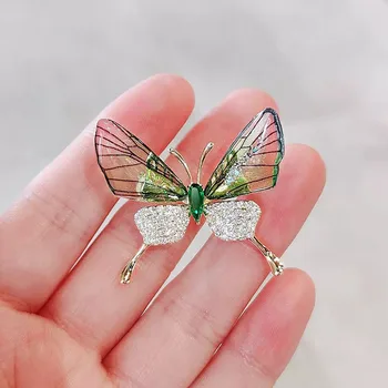 Sieviešu Modes White Crystal Butterfly Piespraudes Sievietēm Luksusa Zelta Krāsā Sakausējuma Zaļā Cute Dzīvnieku Broša Drošības Adatas